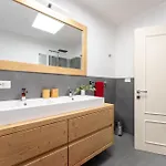 Lhousing -giardino Con Bbq E Garage Apartman *