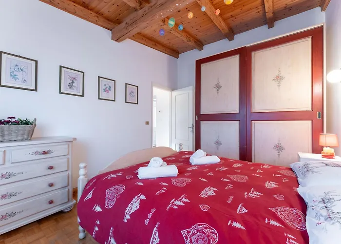 5 Minuti Da Asiago - Garage E Bbq Roana