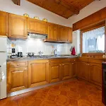 Lhousing -giardino Con Bbq E Garage Roana