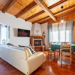 Lhousing -giardino Con Bbq E Garage Lejlighed Roana